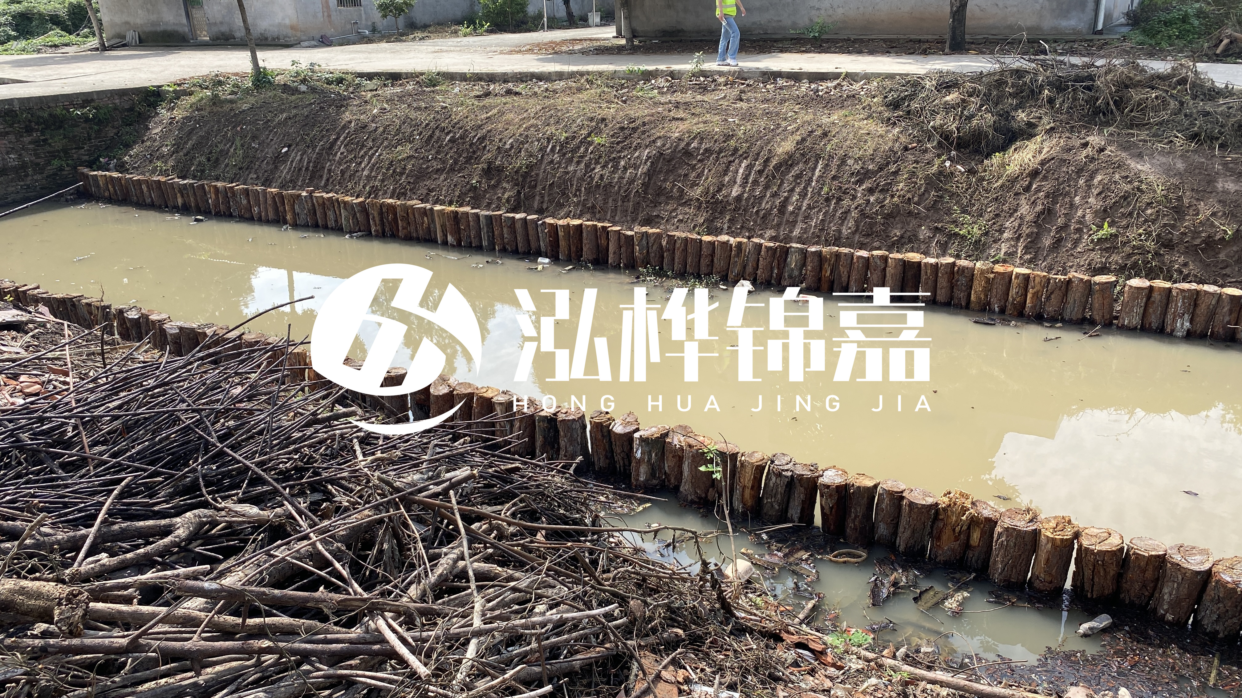 打樁木樁的間距和排列方式有何講究？不懂這些細節(jié)，工程質(zhì)量堪憂！